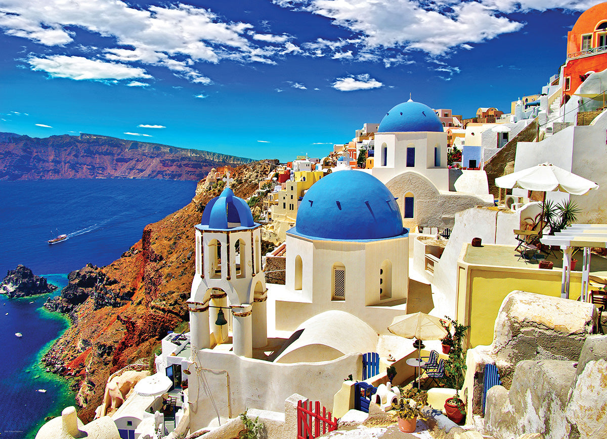 Oia, Santorini, Greece - iroma360.com