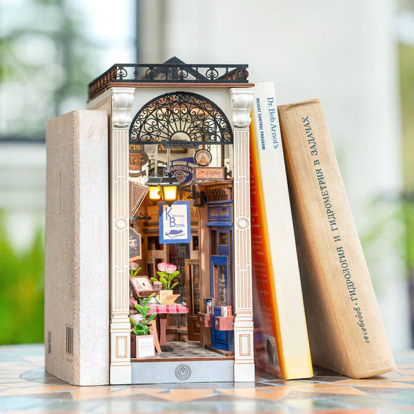 Book Nook - Arcade Dating (Wood)