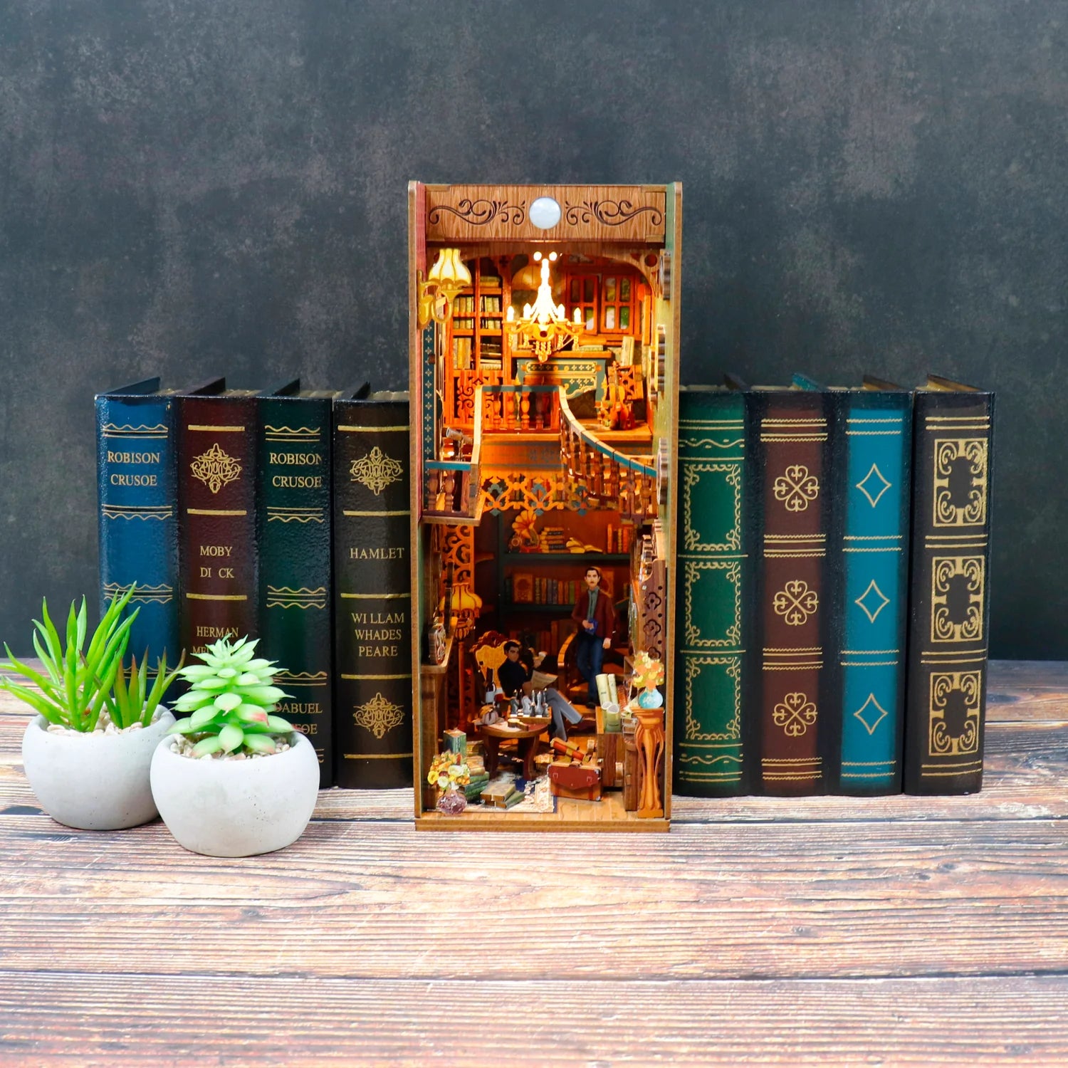 Book Nook - Violin Detective Agency (Wood with dust cover)