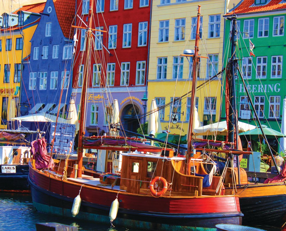 PFG Copenhagen Waterfront, Suzan Lind (1000pcs) (Usage/Used - PUZZLES FOR GOOD)