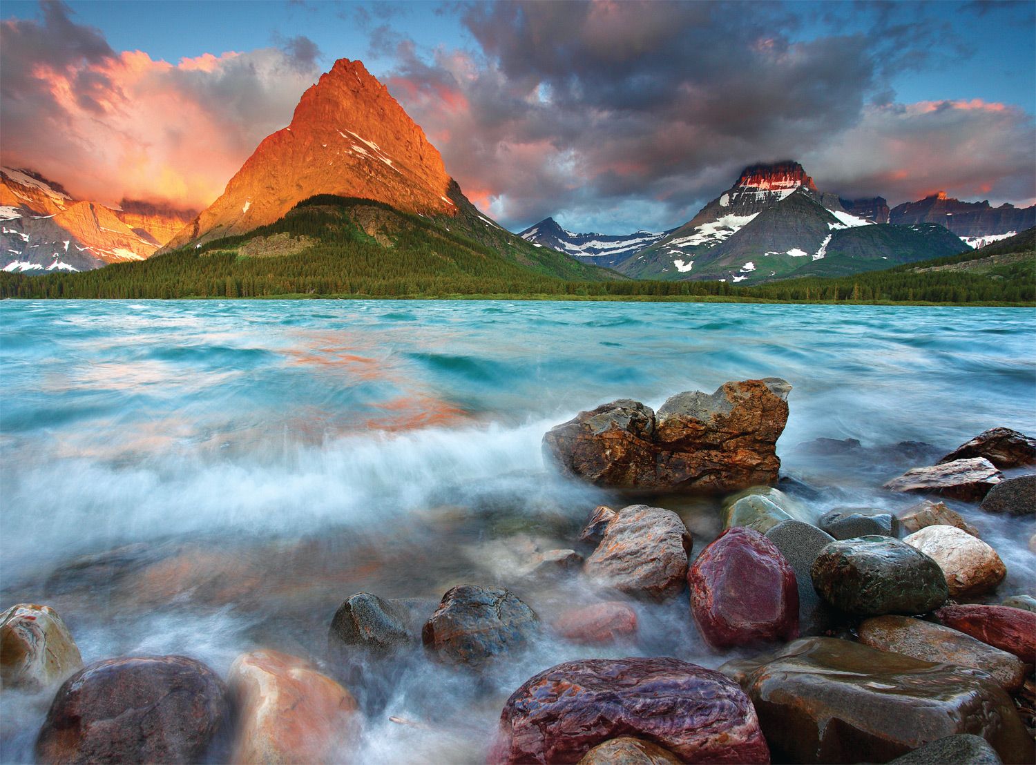 Photography: Glacier Sunrise