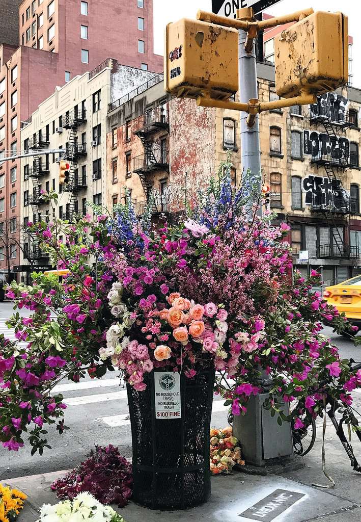 Ravensburger Puzzle Moment - Flowers à New York (300pcs)