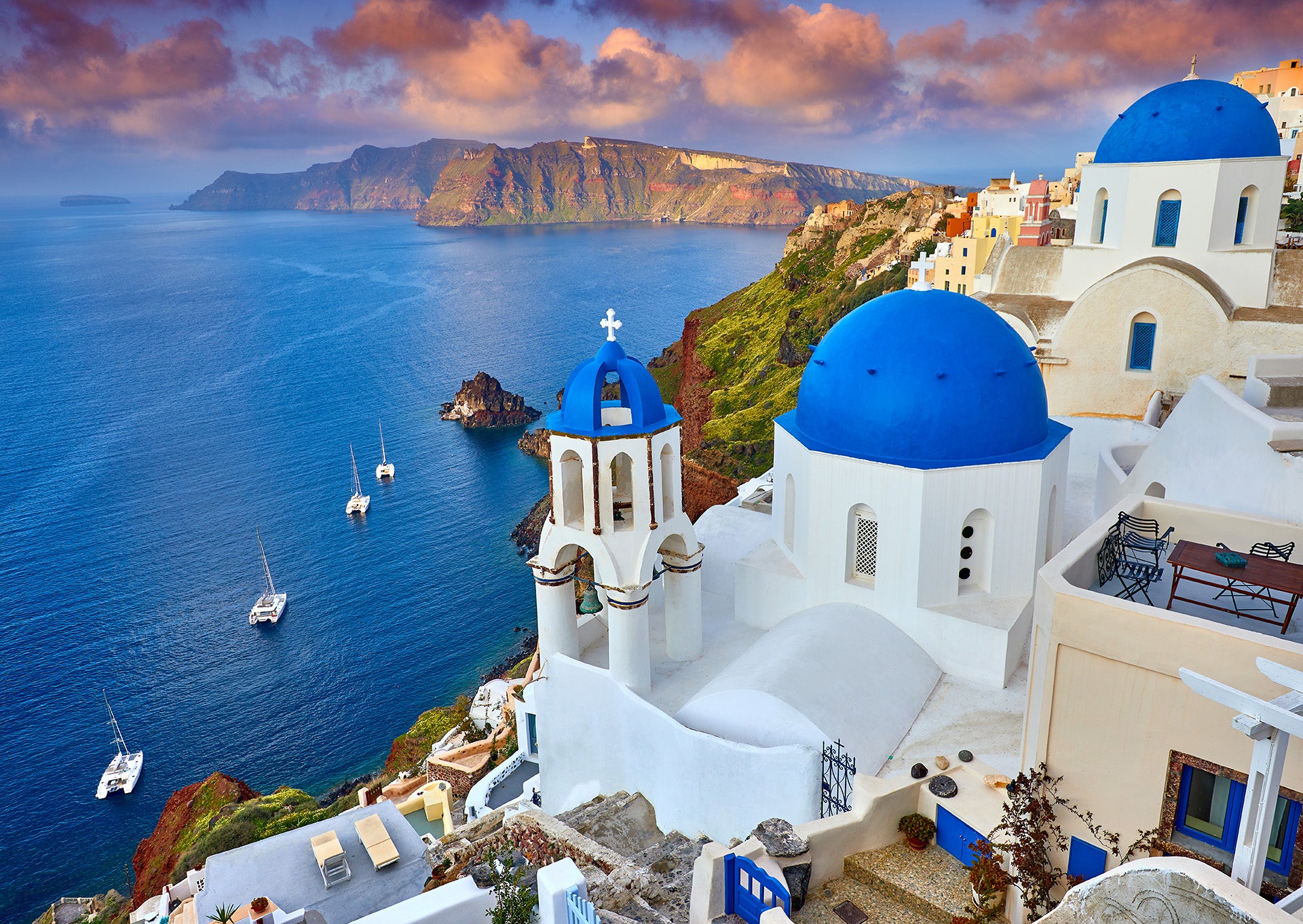 Vues Santorini avec des bateaux, la Grèce (1000pcs)
